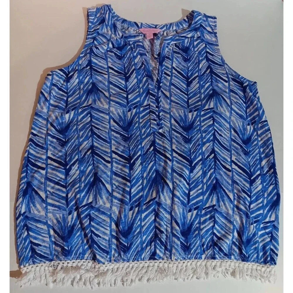 Lilly Pulitzer Tank Top Blouse Blue and White Fringe Women’s Size‎ Small. Cute!